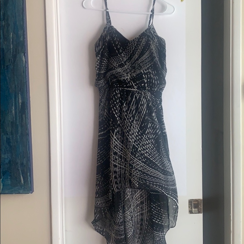 Express high low dress -black white midi